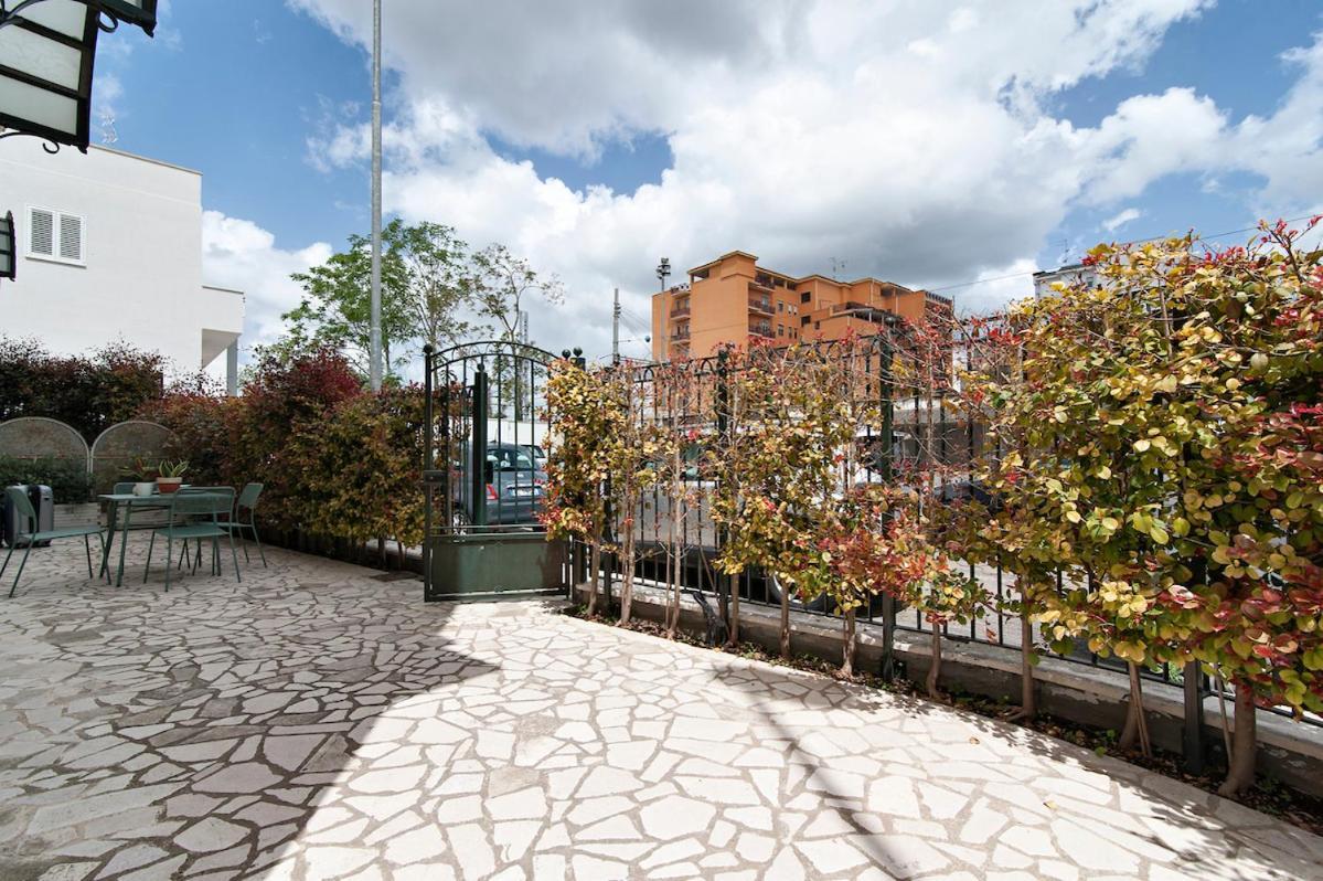 Residence De Franchis - Smart Apartments Lecce Zewnętrze zdjęcie