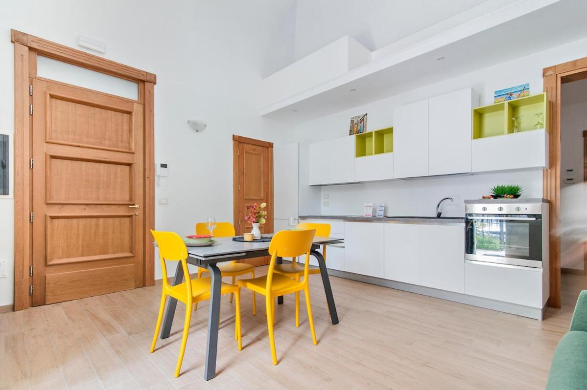 Residence De Franchis - Smart Apartments Lecce Zewnętrze zdjęcie